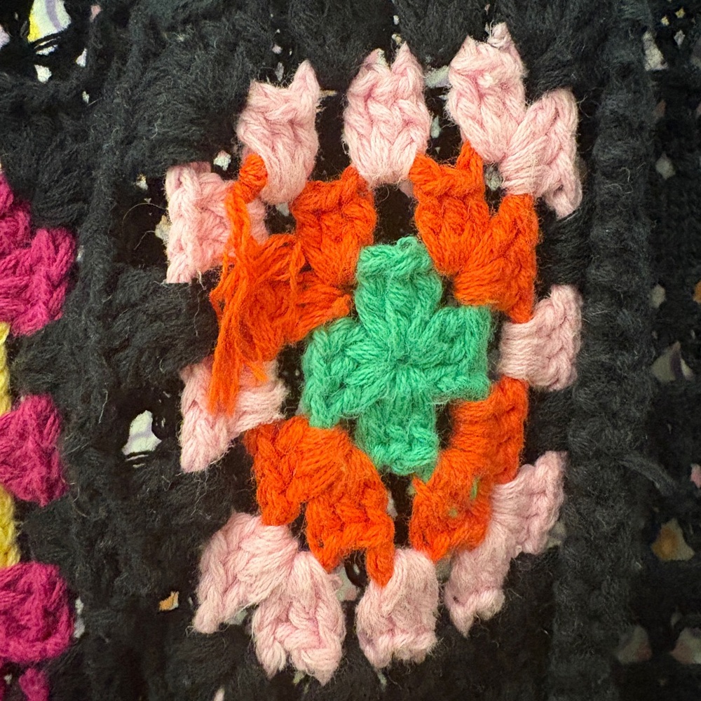Granny Square Open Cardigan Crochet Sweater - Floral Sz. SM – Wild Fable 🖤✨ - Picture 10 of 13